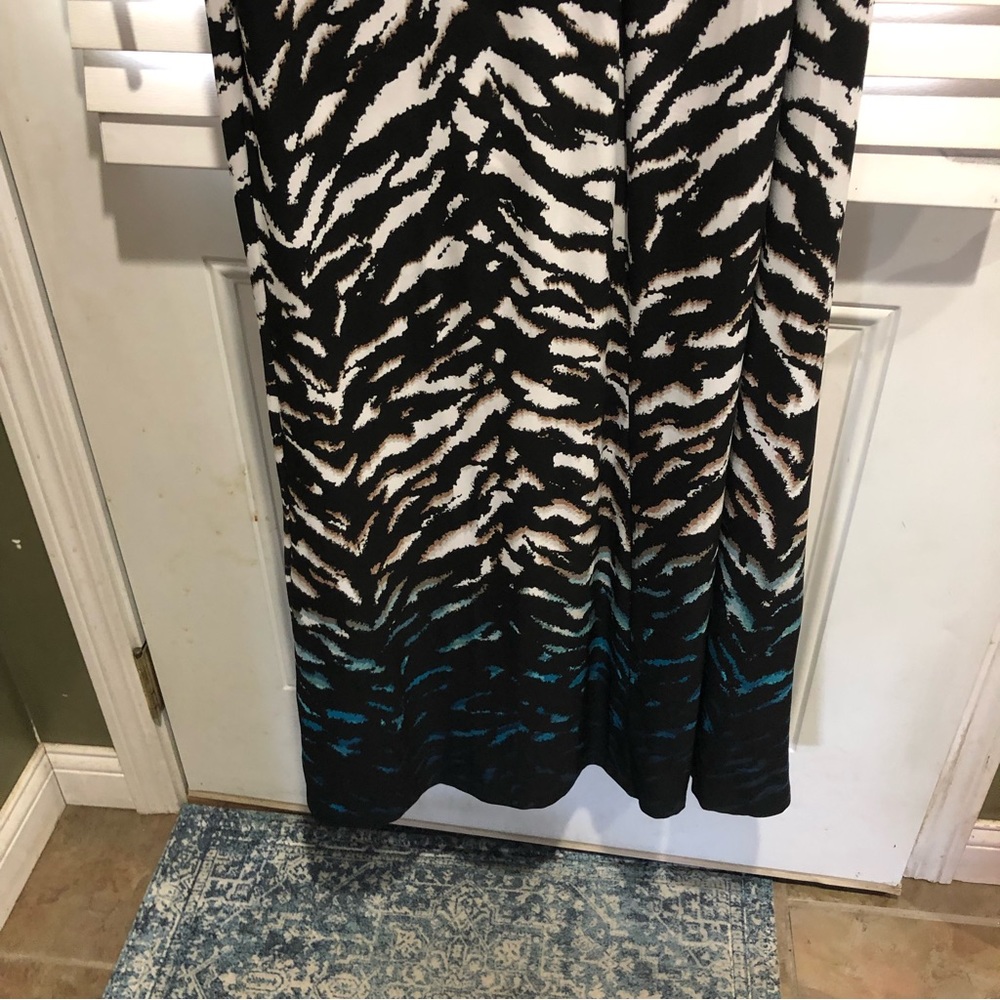 Studio one Dress - Picture 5 of 6